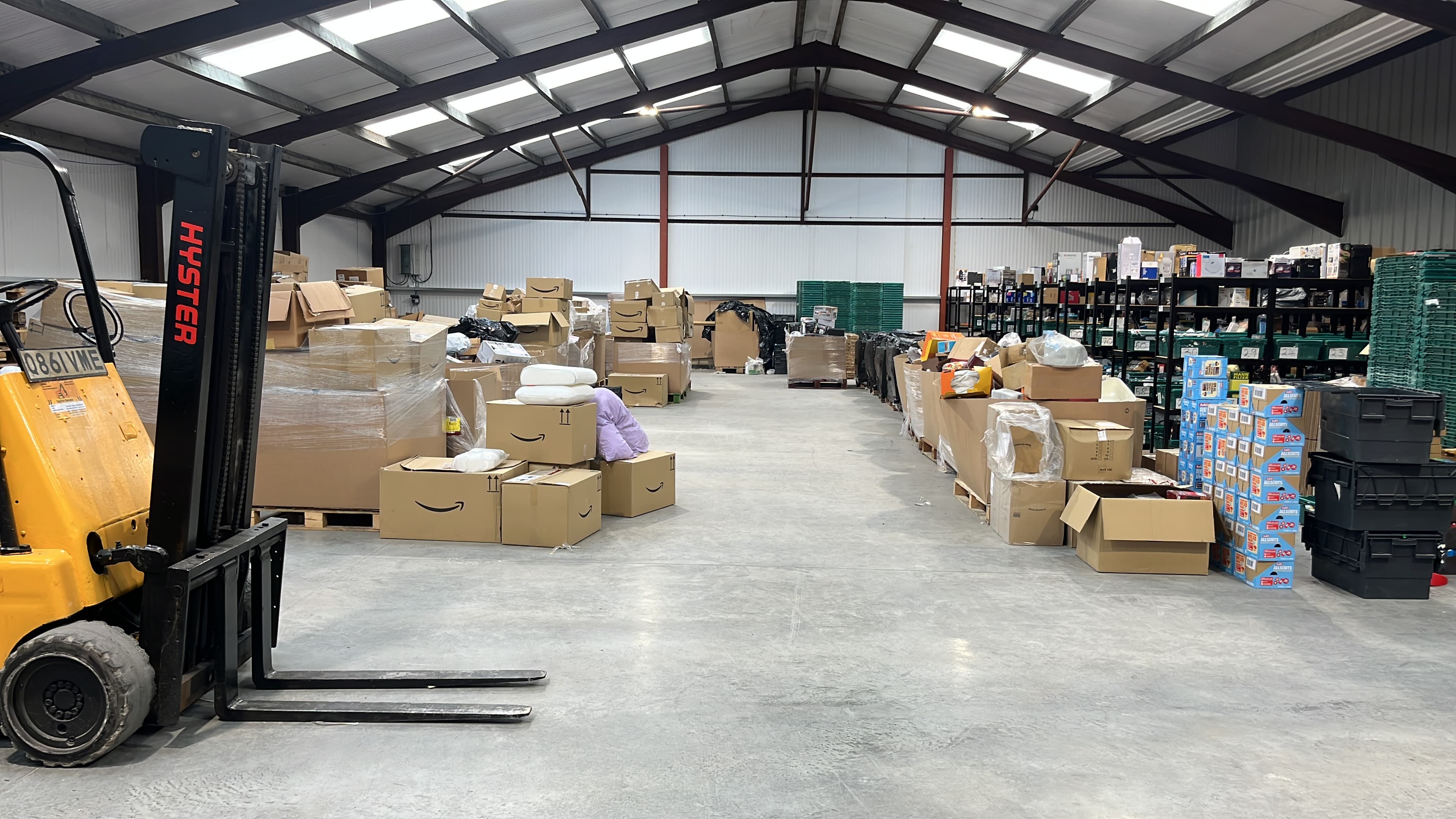 How I Started Reselling Amazon Returns (And Built a 6,000 Sq Ft Warehouse)
